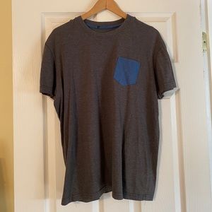Men’s pocket tee
